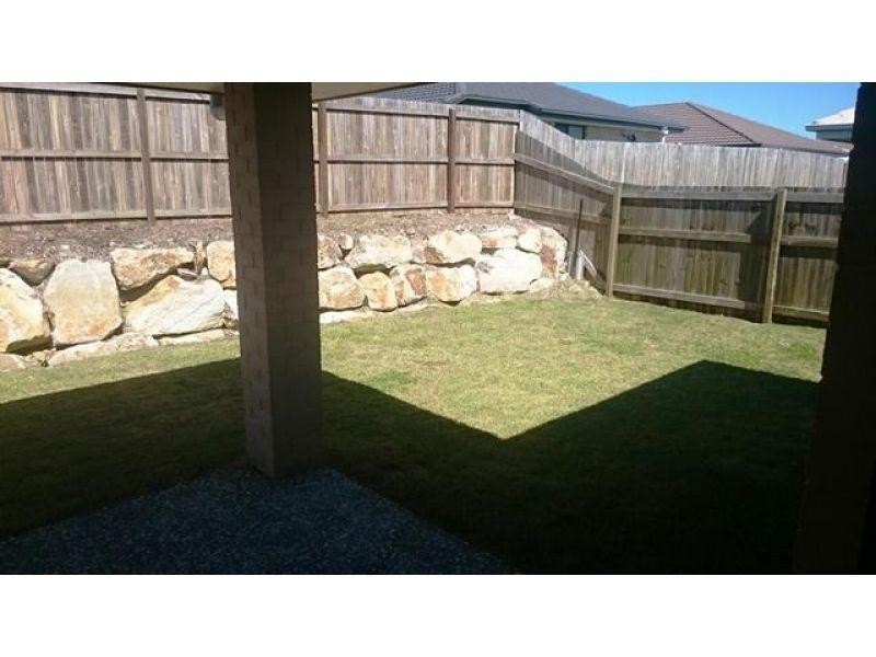 25 McLachlan Circuit, Willow Vale QLD 4209