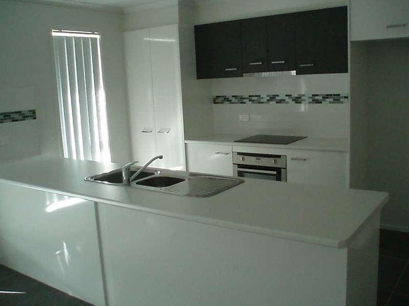 30 McLachlan Circuit, Willow Vale QLD 4209