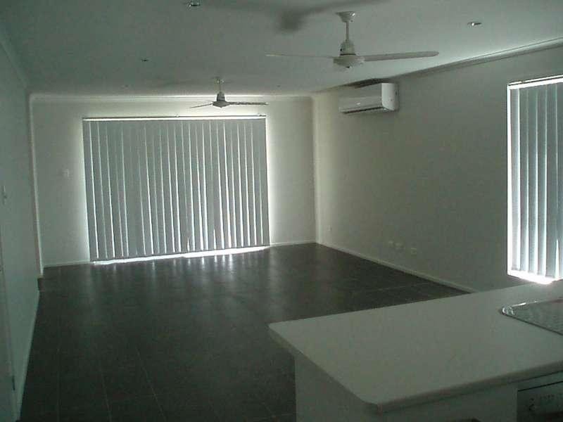 30 McLachlan Circuit, Willow Vale QLD 4209