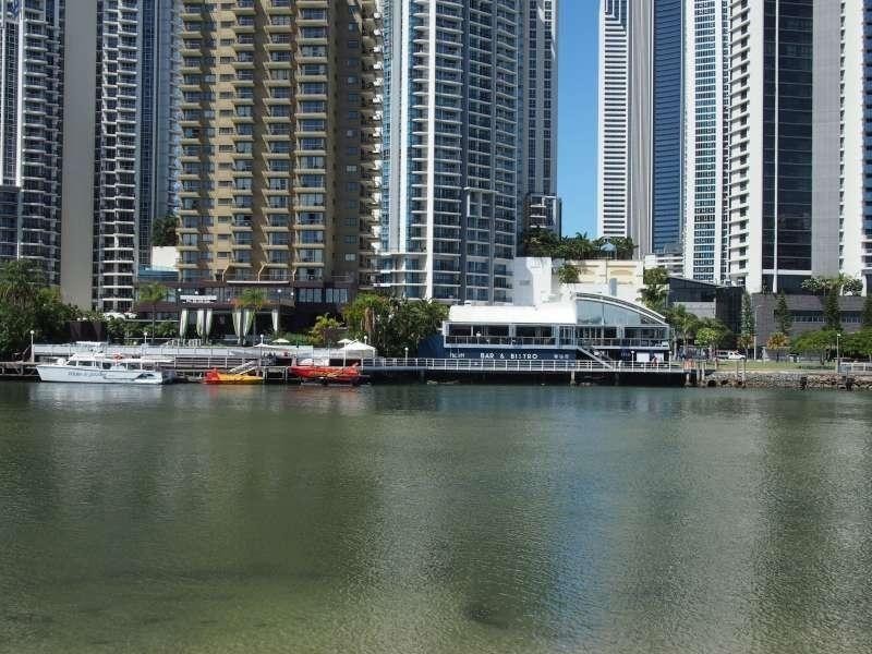 11/29 Tarcoola Crescent, Surfers Paradise QLD 4217