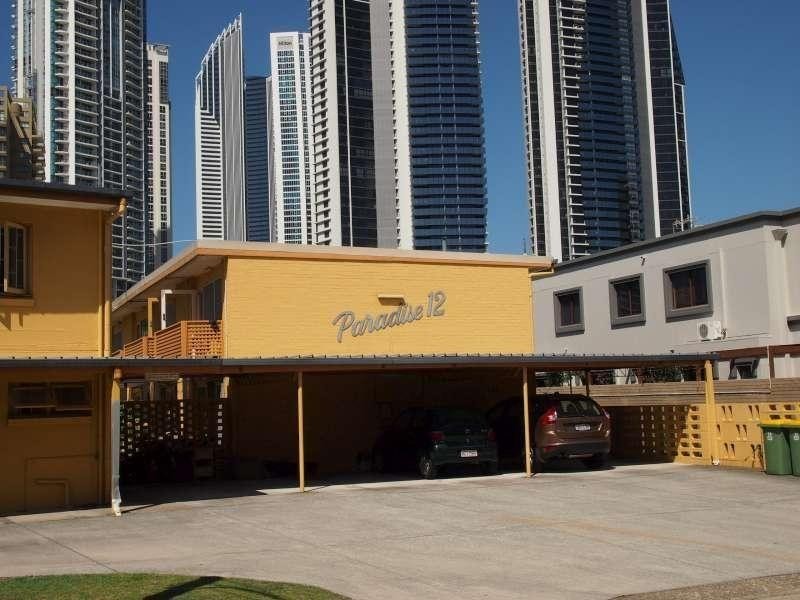 11/29 Tarcoola Crescent, Surfers Paradise QLD 4217