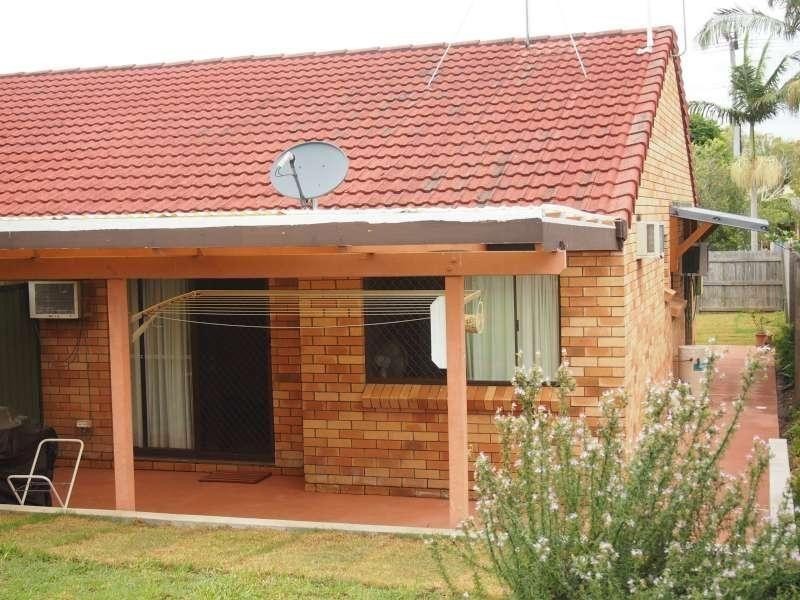 2/197 Central Street, Labrador QLD 4215