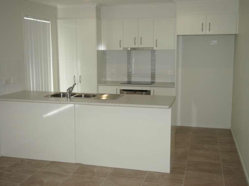 82 Deepak Drive, Willow Vale QLD 4209