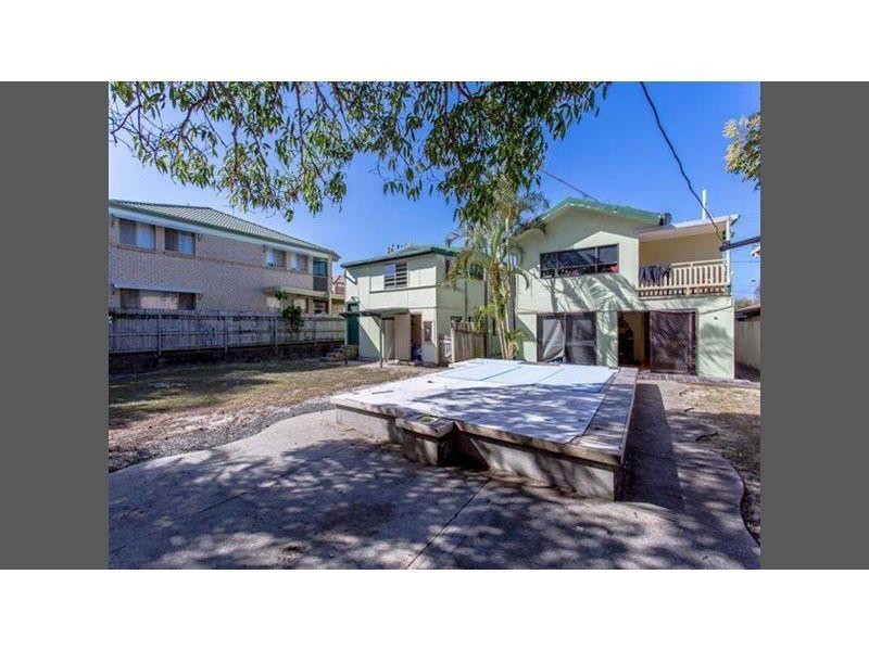 1/2046 Gold Coast Highway, Miami QLD 4220