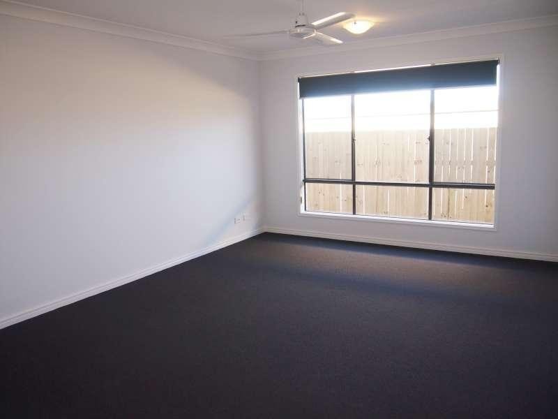 19 Custodian Crescent, Ormeau QLD 4208