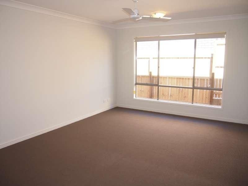 17 Custodian Crescent, Ormeau QLD 4208