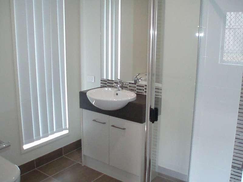 68 McLachlan Circuit, Willow Vale QLD 4209