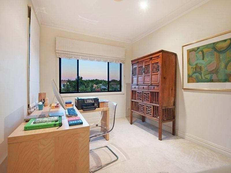 2120 Fernlea Close, Hope Island QLD 4212