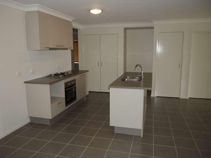47 Milly Circuit, Ormeau QLD 4208