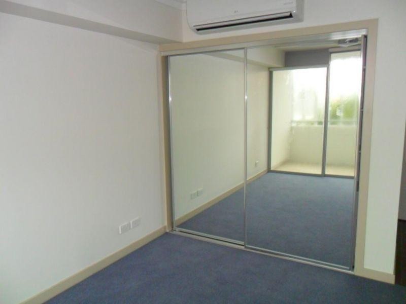 602/3-5 Gibbs Street, Southport QLD 4215