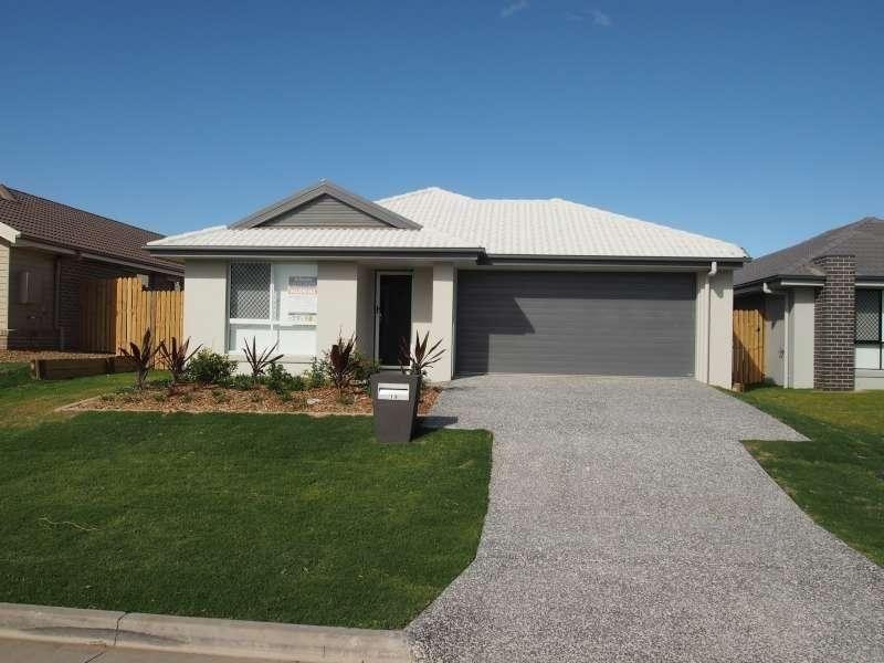 19 McLachlan Circuit, Willow Vale QLD 4209
