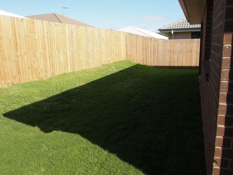 19 McLachlan Circuit, Willow Vale QLD 4209