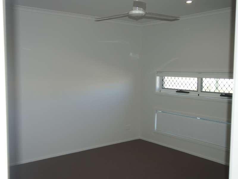 24 McLachlan Circuit, Willow Vale QLD 4209