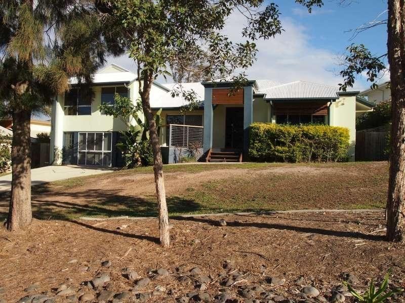 4 Peachester Close, Ormeau QLD 4208