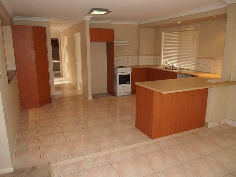 87 Chisholm Road, Carrara QLD 4211