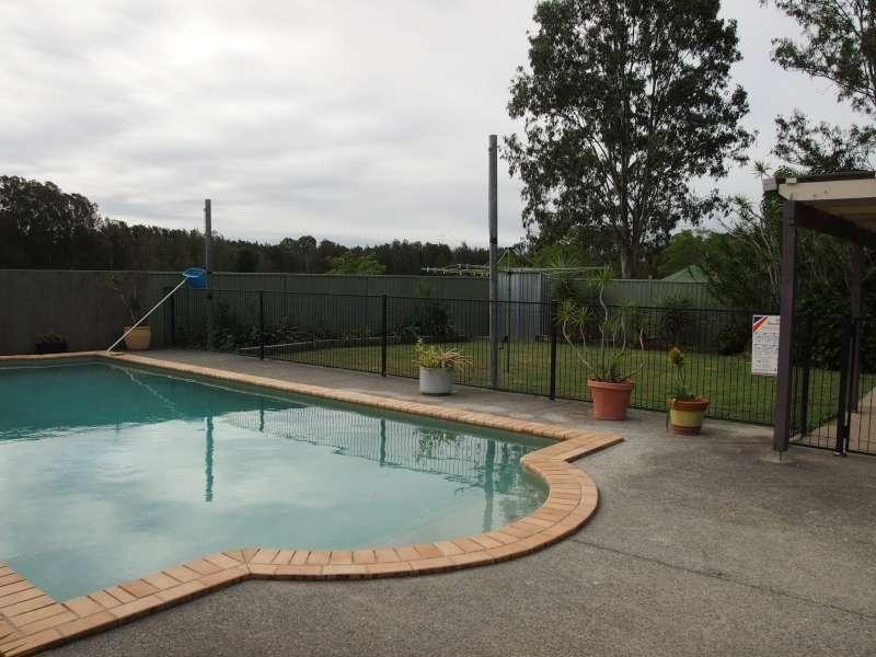 87 Chisholm Road, Carrara QLD 4211