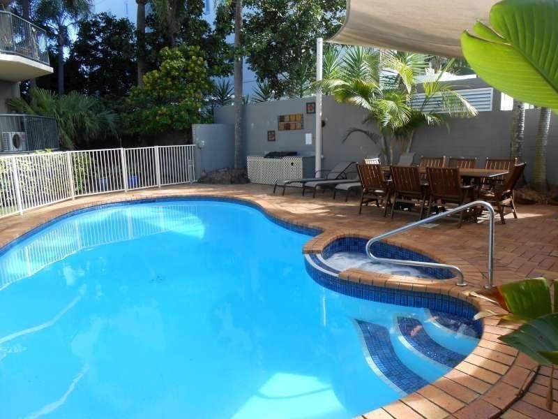 2/418 Marine Parade, Biggera Waters QLD 4216