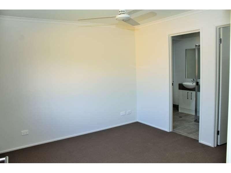 16 Waterhouse Drive, Willow Vale QLD 4209