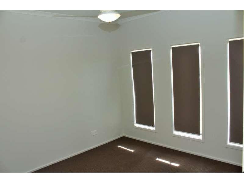 16 Waterhouse Drive, Willow Vale QLD 4209