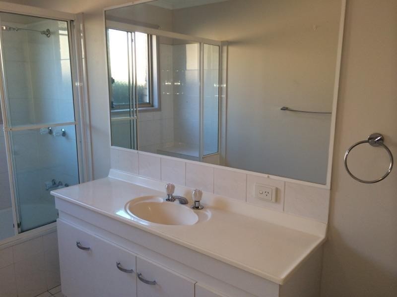 101 River Oak Drive, Helensvale QLD 4212