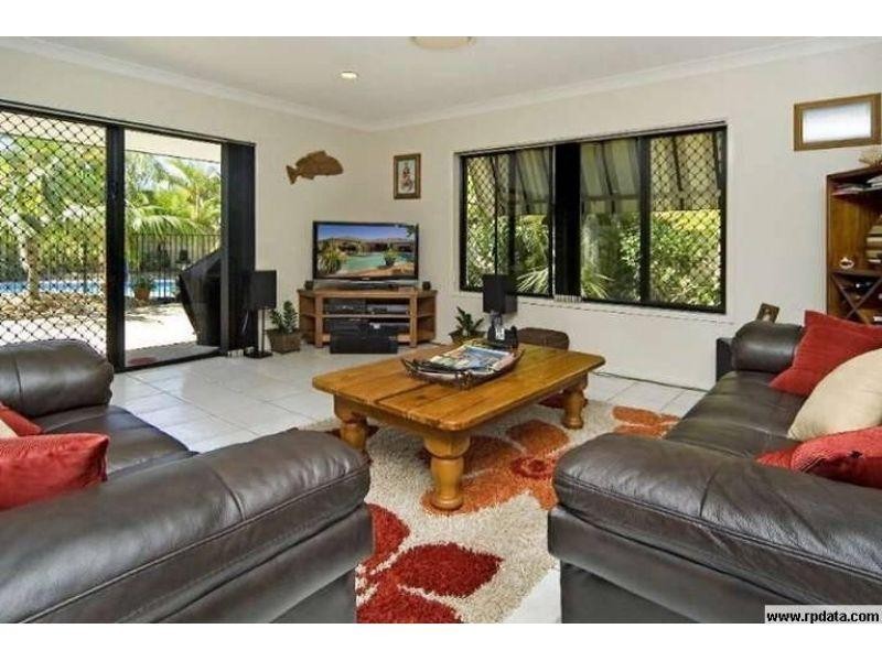 7 Grande Terrace, Helensvale QLD 4212