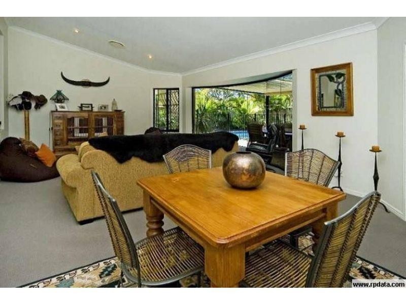 7 Grande Terrace, Helensvale QLD 4212