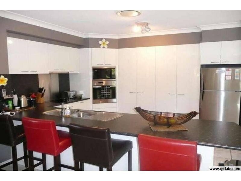 7 Grande Terrace, Helensvale QLD 4212
