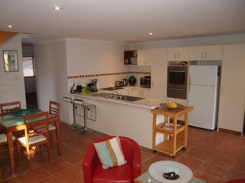 2/43 Muir Street, Labrador QLD 4215