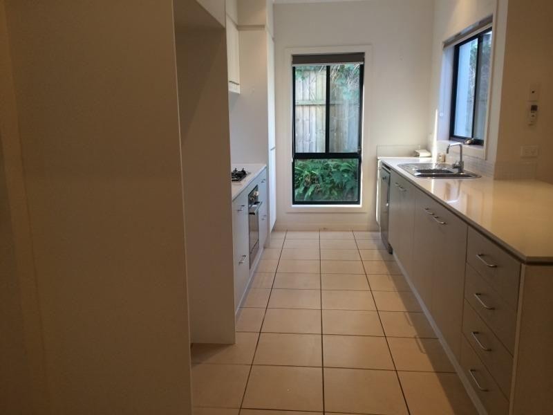 28 Corymbia Way, Molendinar QLD 4214