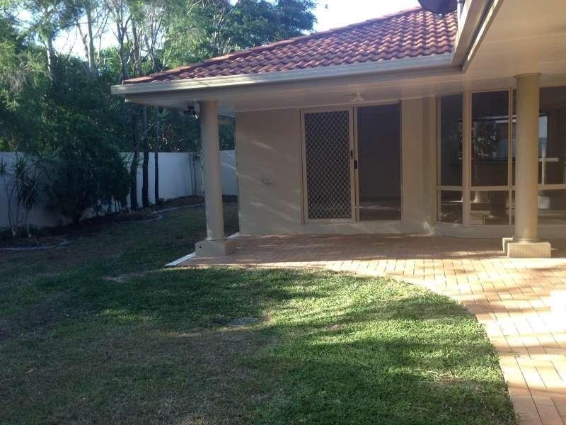 47 Tranquility Circuit, Helensvale QLD 4212