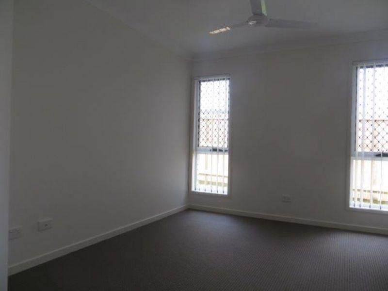 1 McLachlan Circuit, Willow Vale QLD 4209