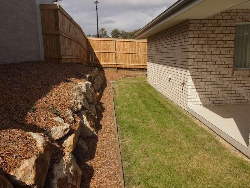 1 McLachlan Circuit, Willow Vale QLD 4209