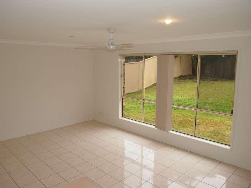 66 Henry Cotton Drive, Parkwood QLD 4214