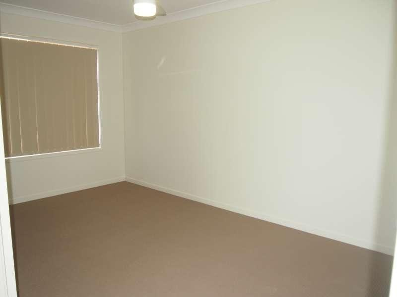 8 Oscar Close, Ormeau QLD 4208
