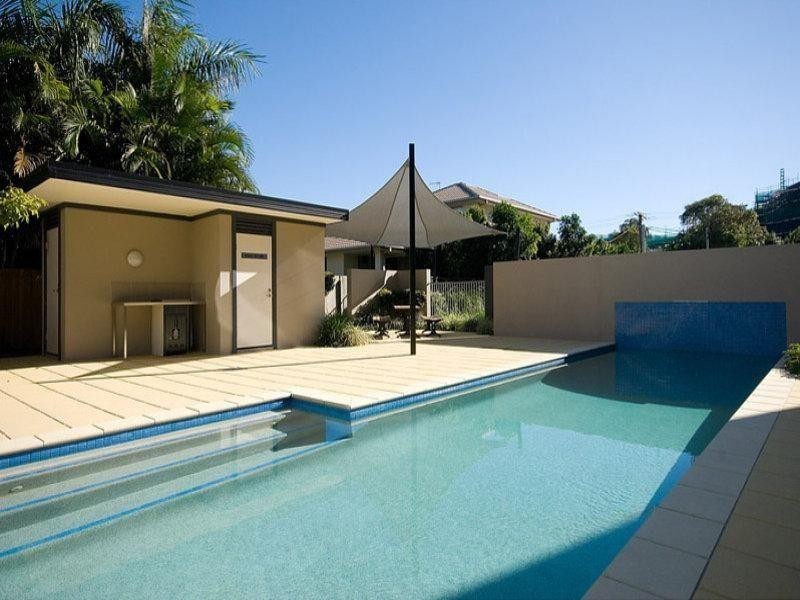 20/12 Bayview Street, Runaway Bay QLD 4216