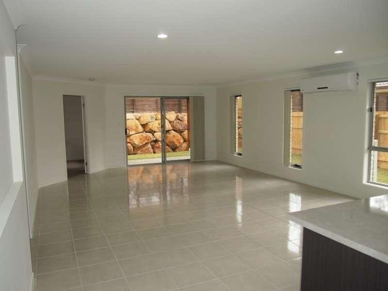 13 Moonlight Lane, Coomera QLD 4209