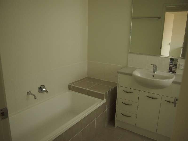 13 Moonlight Lane, Coomera QLD 4209