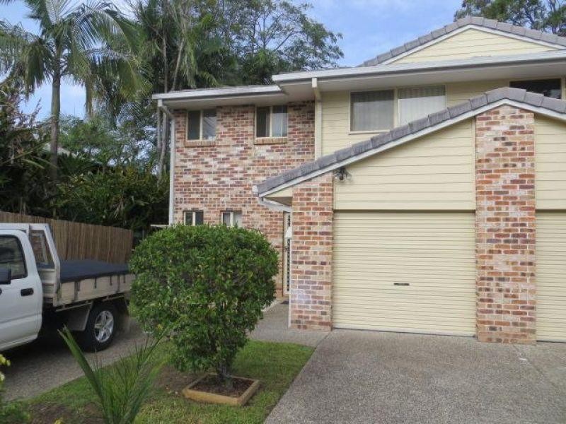 1/139 Eugaree Street, Southport QLD 4215