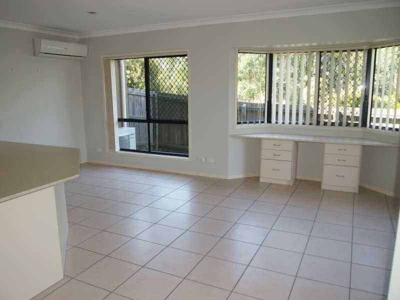 1/1 MacDonald Avenue, Upper Coomera QLD 4209