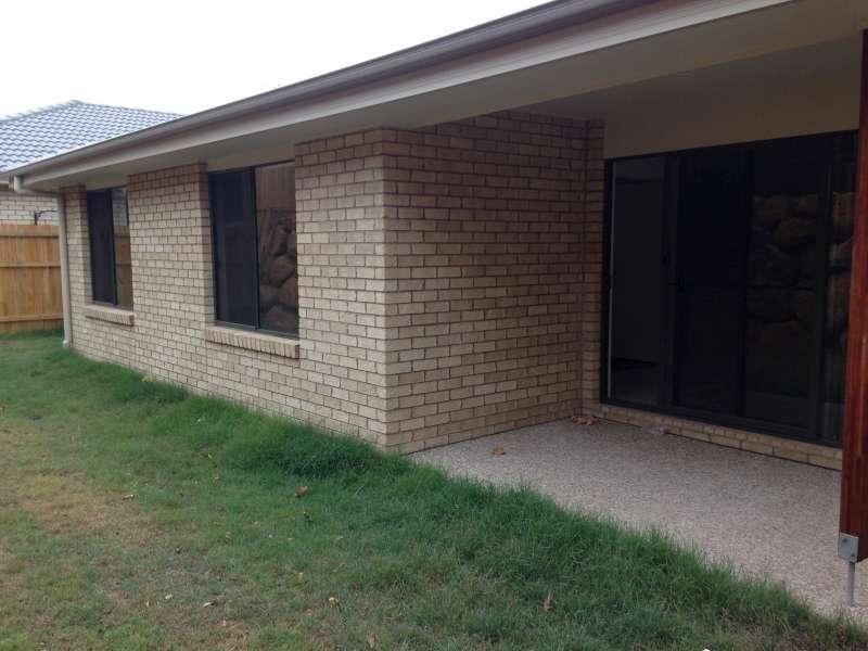 15 Moonlight Lane, Coomera QLD 4209