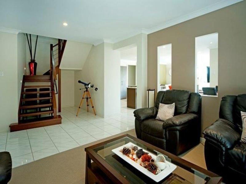 31 Southaven Drive, Helensvale QLD 4212