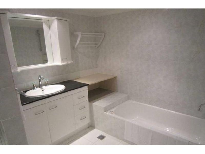 1/84 Paradise Island, Surfers Paradise QLD 4217