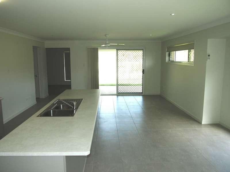 40 Banks Drive, Ormeau QLD 4208