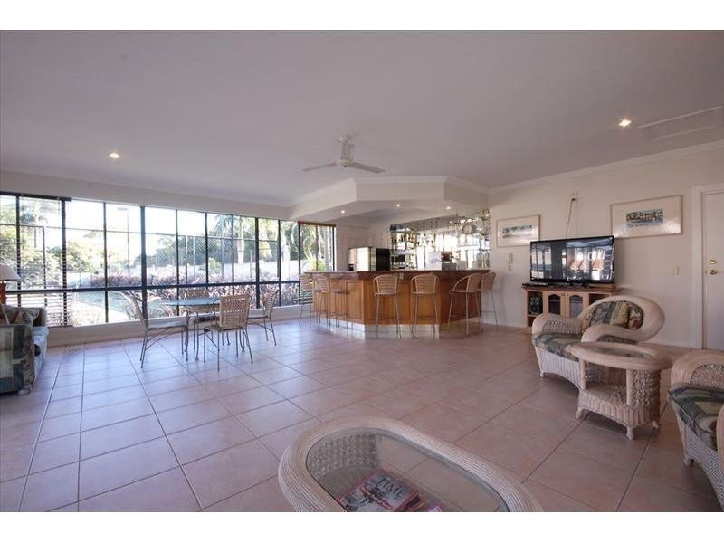 27/87 Morala Avenue, Runaway Bay QLD 4216