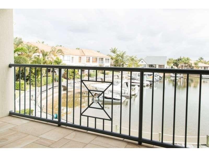 27/87 Morala Avenue, Runaway Bay QLD 4216