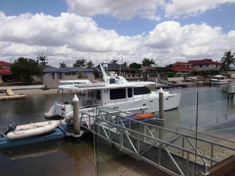 10 Drysdale Place, Paradise Point QLD 4216