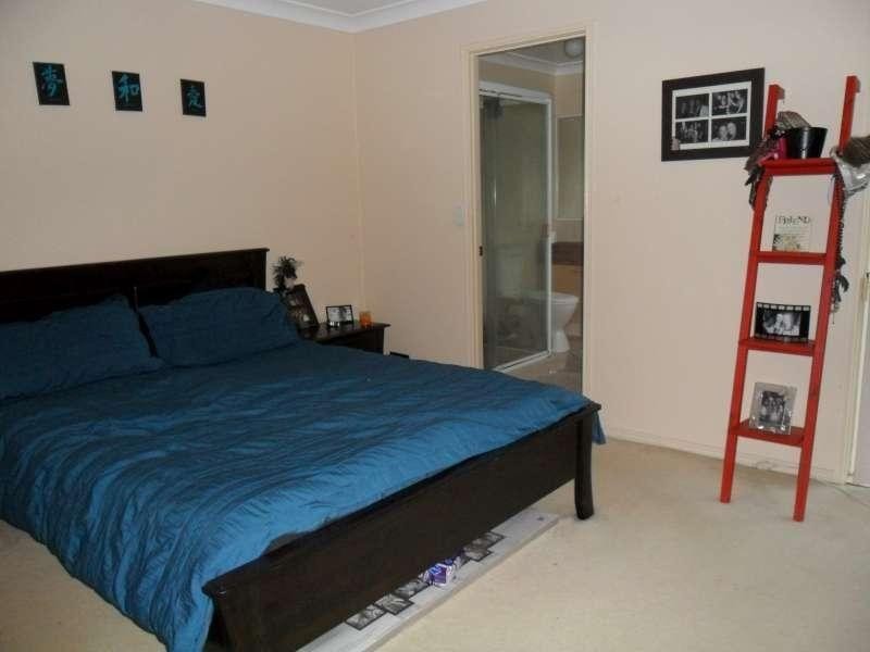 10 Nandi Terrace, Pacific Pines QLD 4211