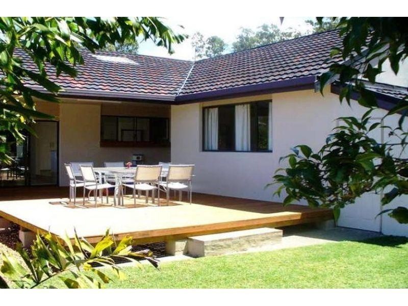 13 Foothill Street, Elanora QLD 4221