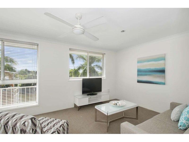 6/42 Monaco Street, Surfers Paradise QLD 4217