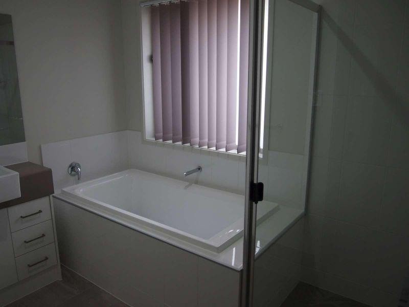 54 Denham Crescent, Willow Vale QLD 4209